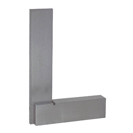 Obishi Square with Base